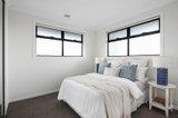 https://images.listonce.com.au/custom/160x/listings/4a-lesden-street-bentleigh-east-vic-3165/271/01565271_img_11.jpg?R9Scj480lno