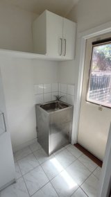 https://images.listonce.com.au/custom/160x/listings/4a-mckittrick-road-bentleigh-vic-3204/771/01841771_img_05.jpg?PxopzPzMVCw