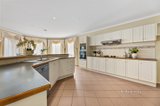 https://images.listonce.com.au/custom/160x/listings/4a-rowitta-drive-glen-waverley-vic-3150/660/01596660_img_06.jpg?88z8_y_oKlg