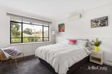 https://images.listonce.com.au/custom/160x/listings/4a-st-helens-road-hawthorn-east-vic-3123/005/01987005_img_11.jpg?DrBPqtbjqtw