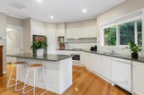 https://images.listonce.com.au/custom/160x/listings/4a-thea-grove-doncaster-east-vic-3109/230/01356230_img_04.jpg?GR581v0a8Bk
