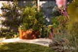 https://images.listonce.com.au/custom/160x/listings/4b-anslow-street-woodend-vic-3442/606/01766606_img_20.jpg?K-nh-t6Bb8U