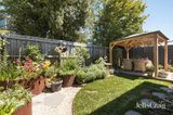 https://images.listonce.com.au/custom/160x/listings/4b-anslow-street-woodend-vic-3442/918/01988918_img_10.jpg?PZeVaFB0R2Y