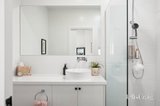 https://images.listonce.com.au/custom/160x/listings/4b-anslow-street-woodend-vic-3442/918/01988918_img_13.jpg?plfScv5MZmU
