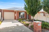 https://images.listonce.com.au/custom/160x/listings/4b-hazel-road-wendouree-vic-3355/665/01504665_img_01.jpg?CsWIhulG55c