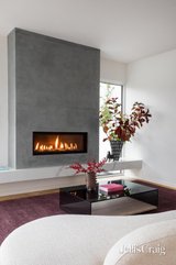 https://images.listonce.com.au/custom/160x/listings/4b-hughes-street-bentleigh-east-vic-3165/157/01903157_img_03.jpg?ov03Dy-9qyc