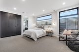 https://images.listonce.com.au/custom/160x/listings/4b-plymouth-street-bentleigh-east-vic-3165/976/00824976_img_06.jpg?eFfEDqUD2A0