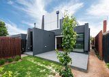 https://images.listonce.com.au/custom/160x/listings/4b-valanne-street-brighton-east-vic-3187/327/01888327_img_11.jpg?RwhEE6l2N80