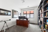 https://images.listonce.com.au/custom/160x/listings/4c-chesterfield-court-newtown-vic-3220/219/01902219_img_18.jpg?ufQ9PZw4JOw