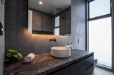 https://images.listonce.com.au/custom/160x/listings/4c-turville-place-port-melbourne-vic-3207/635/01738635_img_03.jpg?btT5O4RHLTA