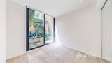 https://images.listonce.com.au/custom/160x/listings/4lg4-acacia-place-abbotsford-vic-3067/475/01915475_img_06.jpg?-PmuFNbqPWU