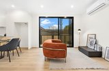 https://images.listonce.com.au/custom/160x/listings/5-14-parkhill-close-mooroolbark-vic-3138/287/01520287_img_03.jpg?okRKDIVTeV8