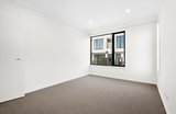 https://images.listonce.com.au/custom/160x/listings/5-14-parkhill-close-mooroolbark-vic-3138/287/01520287_img_11.jpg?OL7KFdDdL8g