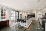 https://images.listonce.com.au/custom/160x/listings/5-7-harris-road-donvale-vic-3111/172/01949172_img_07.jpg?wwYHUefvbiM