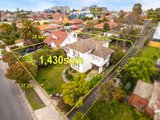 https://images.listonce.com.au/custom/160x/listings/5-7-irving-avenue-box-hill-vic-3128/780/01743780_img_01.jpg?9SCcwuEVKXM