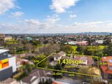 https://images.listonce.com.au/custom/160x/listings/5-7-irving-avenue-box-hill-vic-3128/780/01743780_img_02.jpg?zzqB6GoVh9A