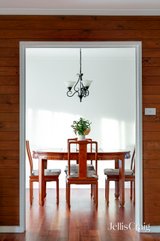 https://images.listonce.com.au/custom/160x/listings/5-7-lynnbrae-avenue-hurstbridge-vic-3099/602/01904602_img_04.jpg?gP4j0mj0q7U