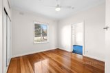https://images.listonce.com.au/custom/160x/listings/5-7-sullivan-street-malmsbury-vic-3446/069/01719069_img_09.jpg?-c0XnjTMCAU