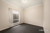 https://images.listonce.com.au/custom/160x/listings/5-adelia-close-healesville-vic-3777/212/01933212_img_08.jpg?F2Nl_OzOagA