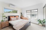 https://images.listonce.com.au/custom/160x/listings/5-adriana-close-mooroolbark-vic-3138/616/01911616_img_05.jpg?PLA46C0YjUw