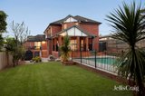 https://images.listonce.com.au/custom/160x/listings/5-alimar-road-glen-waverley-vic-3150/038/01986038_img_22.jpg?k1DXbT8EdeA