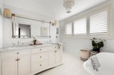https://images.listonce.com.au/custom/160x/listings/5-alsom-place-airport-west-vic-3042/893/01720893_img_22.jpg?LSrHl32eRYg