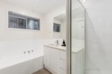 https://images.listonce.com.au/custom/160x/listings/5-ancona-court-eltham-vic-3095/663/00666663_img_06.jpg?5qkPvWUJUgw