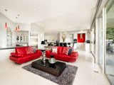 https://images.listonce.com.au/custom/160x/listings/5-arnold-grove-doncaster-vic-3108/218/01685218_img_03.jpg?xa7RzVMIxOM
