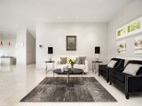 https://images.listonce.com.au/custom/160x/listings/5-arnold-grove-doncaster-vic-3108/218/01685218_img_06.jpg?qXDdg6JrzW0