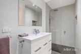 https://images.listonce.com.au/custom/160x/listings/5-ashbrook-place-mooroolbark-vic-3138/001/01936001_img_13.jpg?1tRx7hOoSus