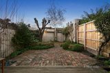 https://images.listonce.com.au/custom/160x/listings/5-auburn-parade-hawthorn-east-vic-3123/381/01545381_img_10.jpg?Vttfx39_eFg