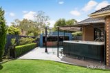 https://images.listonce.com.au/custom/160x/listings/5-avro-court-strathmore-heights-vic-3041/698/01851698_img_15.jpg?qlYTTOn6eRg