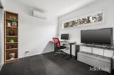 https://images.listonce.com.au/custom/160x/listings/5-ayr-court-briar-hill-vic-3088/903/01843903_img_14.jpg?ZQlJSjbNod0