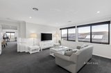 https://images.listonce.com.au/custom/160x/listings/5-baddeley-circuit-croydon-vic-3136/134/01595134_img_06.jpg?NVoR-NRk5gk