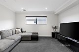 https://images.listonce.com.au/custom/160x/listings/5-baddeley-circuit-croydon-vic-3136/134/01595134_img_07.jpg?HwBJ2VriHmk