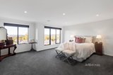 https://images.listonce.com.au/custom/160x/listings/5-baddeley-circuit-croydon-vic-3136/134/01595134_img_08.jpg?yJ6jXfjKhM8