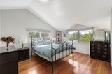 https://images.listonce.com.au/custom/160x/listings/5-balmoral-avenue-bentleigh-vic-3204/942/00648942_img_05.jpg?K3y9PPyT8Bo