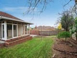 https://images.listonce.com.au/custom/160x/listings/5-barbara-avenue-glen-iris-vic-3146/300/00829300_img_08.jpg?PDoEcjxoWqQ