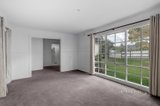 https://images.listonce.com.au/custom/160x/listings/5-barclay-avenue-croydon-vic-3136/981/01444981_img_05.jpg?noU8jEr8Hag