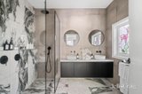 https://images.listonce.com.au/custom/160x/listings/5-barina-road-glen-iris-vic-3146/253/01905253_img_09.jpg?uA1I31QHja4