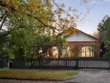 https://images.listonce.com.au/custom/160x/listings/5-barina-road-glen-iris-vic-3146/987/01915987_img_01.jpg?h20EiLMzmYE
