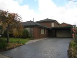 https://images.listonce.com.au/custom/160x/listings/5-barwon-avenue-keilor-vic-3036/518/01633518_img_01.jpg?Npd1ut99WMI