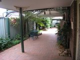 https://images.listonce.com.au/custom/160x/listings/5-barwon-avenue-keilor-vic-3036/518/01633518_img_08.jpg?O2DrWoR6u8M