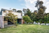 https://images.listonce.com.au/custom/160x/listings/5-beddoe-street-research-vic-3095/095/01122095_img_24.jpg?1xi9K8MjXXs