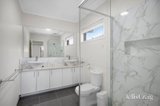 https://images.listonce.com.au/custom/160x/listings/5-bellington-drive-alfredton-vic-3350/999/01928999_img_04.jpg?6ovCnHib8rI
