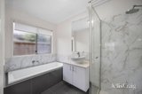 https://images.listonce.com.au/custom/160x/listings/5-bellington-drive-alfredton-vic-3350/999/01928999_img_09.jpg?U6t50aC_GvY