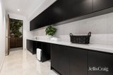 https://images.listonce.com.au/custom/160x/listings/5-belvedere-avenue-wheelers-hill-vic-3150/655/01769655_img_17.jpg?fDWyYQ8PBPA