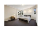 https://images.listonce.com.au/custom/160x/listings/5-bent-street-elsternwick-vic-3185/817/01794817_img_05.jpg?TX8aXclw804