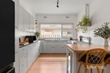 https://images.listonce.com.au/custom/160x/listings/5-berembong-drive-keilor-east-vic-3033/090/01818090_img_04.jpg?_tDolw7zFrw