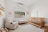 https://images.listonce.com.au/custom/160x/listings/5-berembong-drive-keilor-east-vic-3033/090/01818090_img_07.jpg?qMVzyFIUTJY